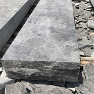 L828 Acid and Rock Face Blue Limestone Solid Block Step