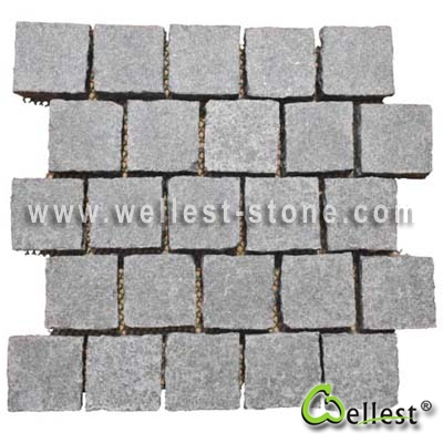 G684  Mesh Granite Paving 2