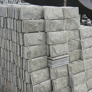 Q024 Grey Green Quartzite Mushroom Tile