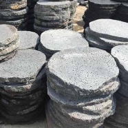 v404 Lava Stone Sawn Cut Finish Round Stepping Stone Model No.: GSS-SY171