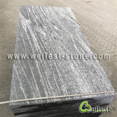 G302 Santiago Grey Granite Flamed Tile