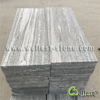 G302 Santiago Grey Granite Flamed Tile