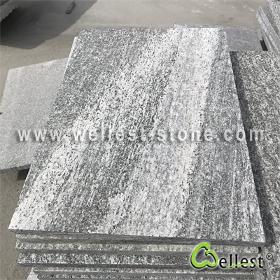 G302 Santiago Grey Granite Flamed Tile