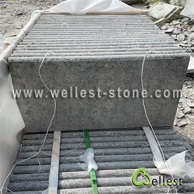 L828 Bluestone Step flamed finish with bullnose edge
