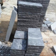 L828 Natural Rough Edge Bluestone Wall Cap for Garden Retaining Wall